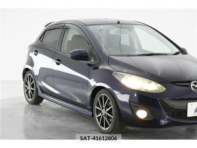 Mazda DEMIO 2013-05 301836-4