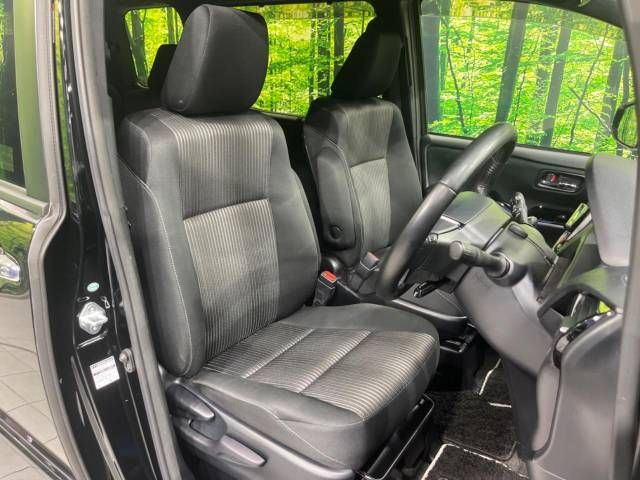 Toyota VOXY 2018-03 22473-7
