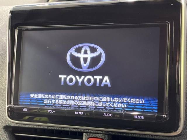 Toyota VOXY 2018-03 22473-3