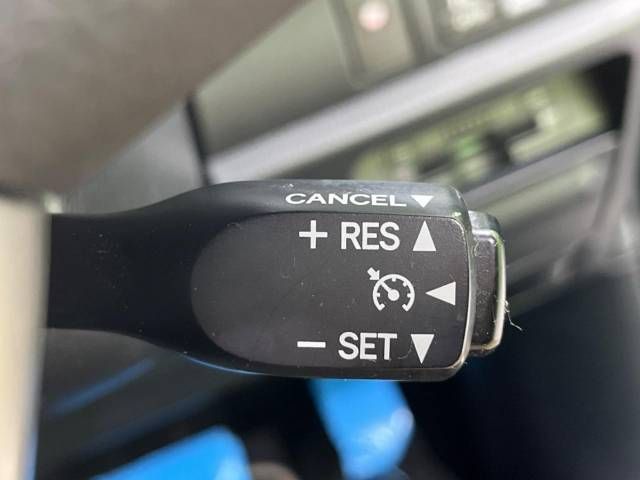 Toyota VOXY 2018-03 22473-6