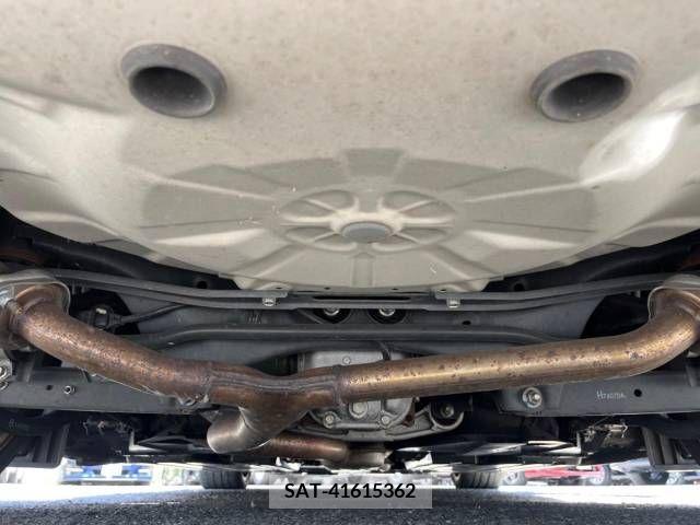 Subaru WRX STI 2017-07 290300-18