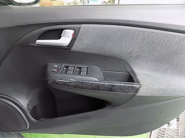 Honda INSIGHT EXCLUSIVE 2012-02 7811-18