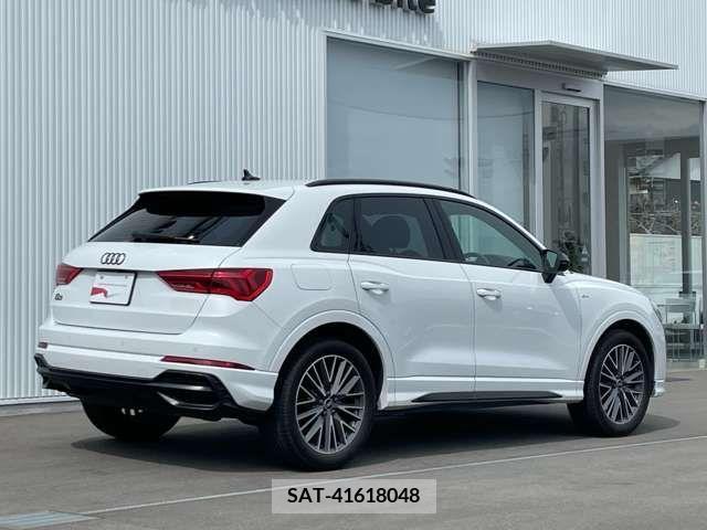 Audi Q3 2022-03 292810-5
