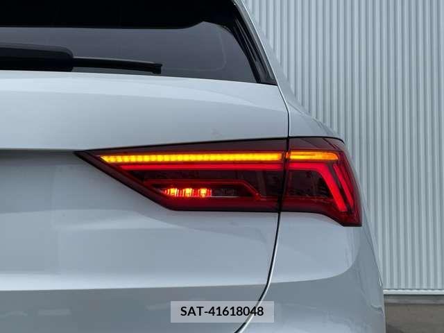 Audi Q3 2022-03 292810-11