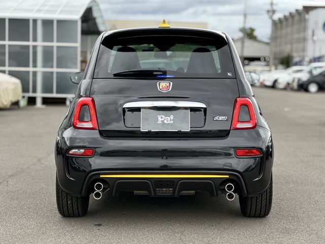 Abarth 595 2022-08 11789-28