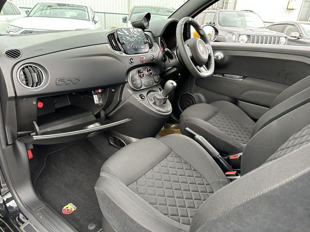 Abarth 595 2022-08 11789-17