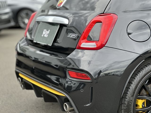 Abarth 595 2022-08 11789-23
