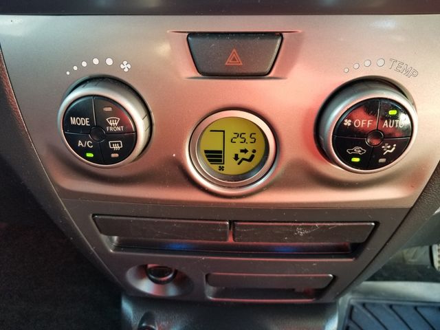 Toyota BB 2011-06 16968-13