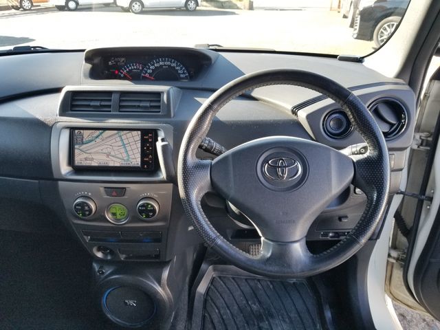 Toyota BB 2011-06 16968-11