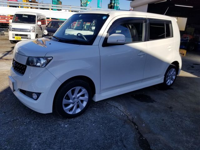 Toyota BB 2011-06 16968-7