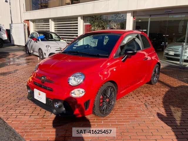 Abarth 695 2023-06 323192-0