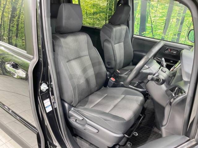 Toyota VOXY 2019-02 16927-8