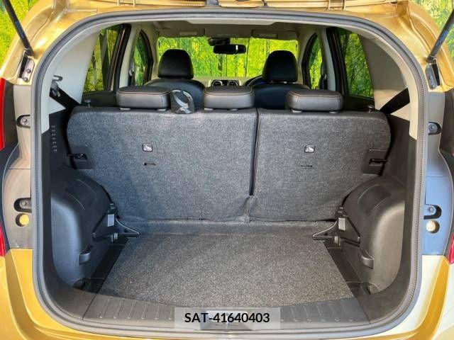 Nissan NOTE 2014-08 302340-10