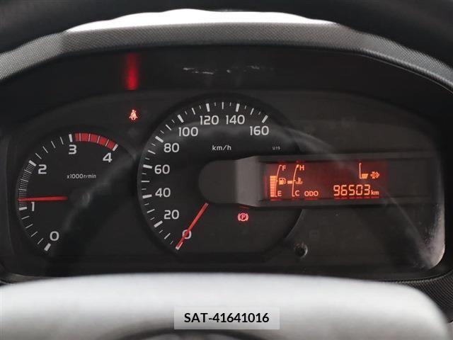 Hino DUTRO 2017-06 320406-8