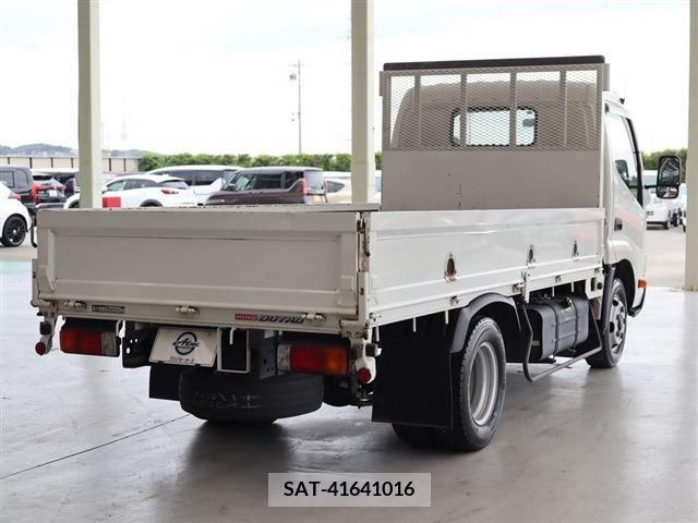 Hino DUTRO 2017-06 320406-5