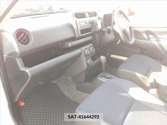 Toyota PROBOX VAN 2017-03 282592-11