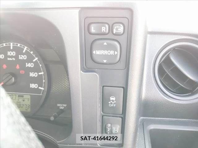 Toyota PROBOX VAN 2017-03 282592-7