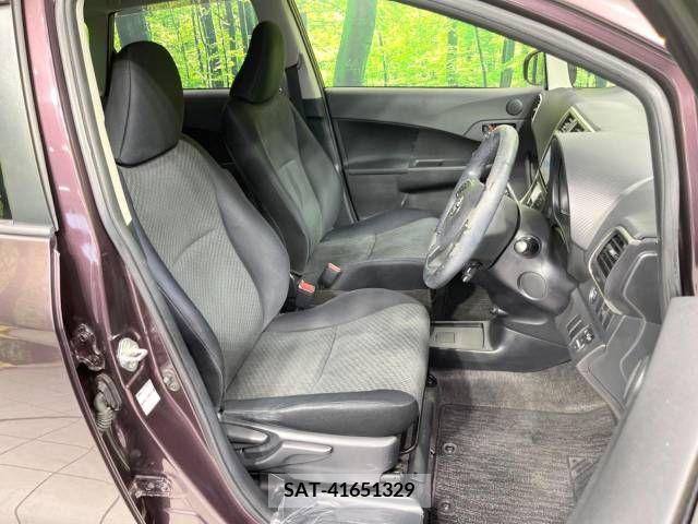 Toyota RACTIS 2012-03 348525-8