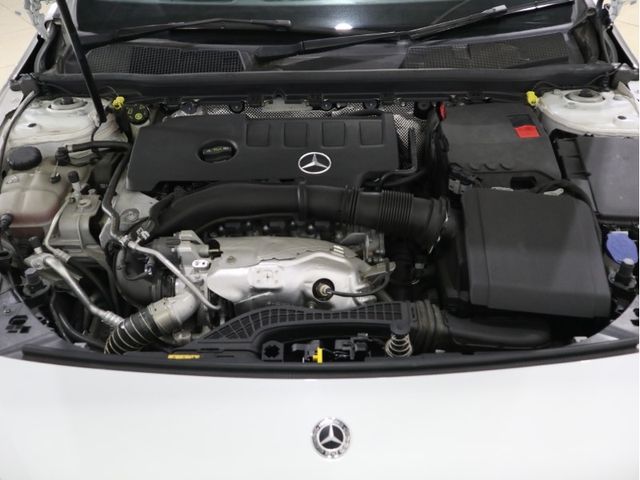 Mercedes Benz A-CLASS 2020-09 19269-28
