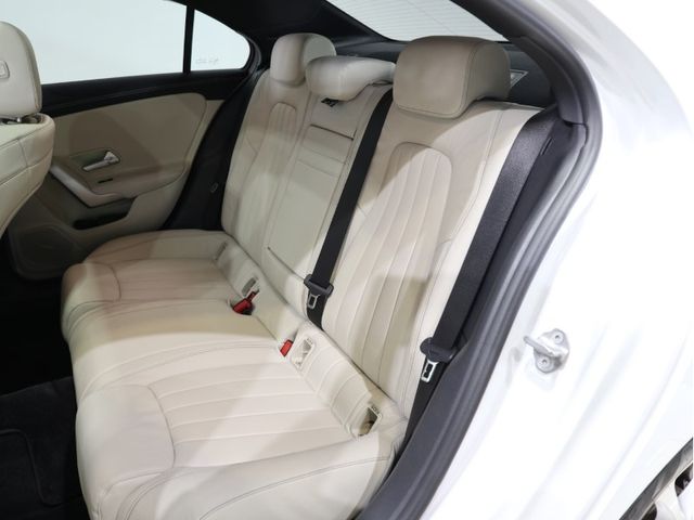 Mercedes Benz A-CLASS 2020-09 19269-19