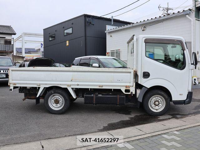Nissan ATLAS 2008-04 260797-8