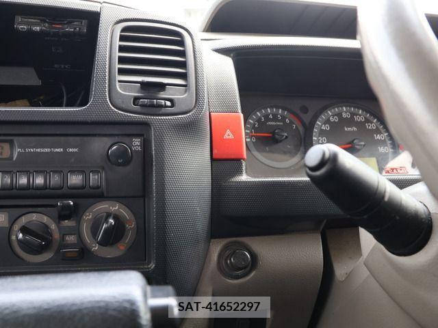 Nissan ATLAS 2008-04 260797-18