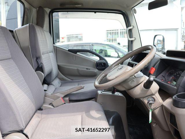Nissan ATLAS 2008-04 260797-11
