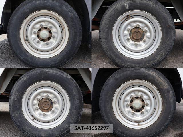 Nissan ATLAS 2008-04 260797-10
