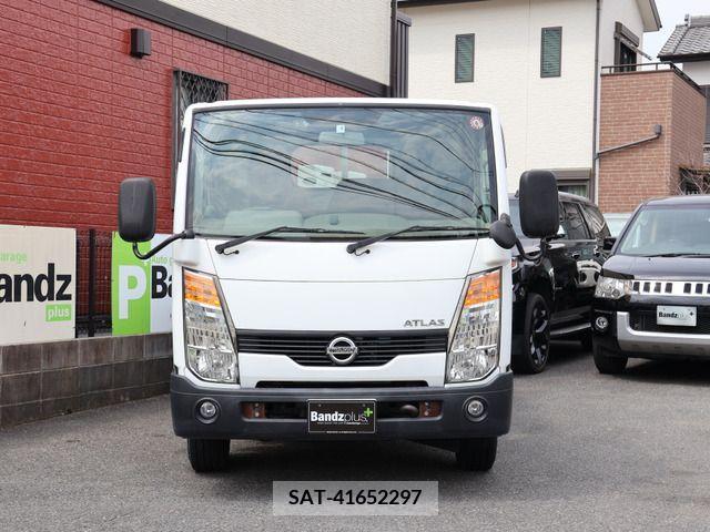 Nissan ATLAS 2008-04 260797-2