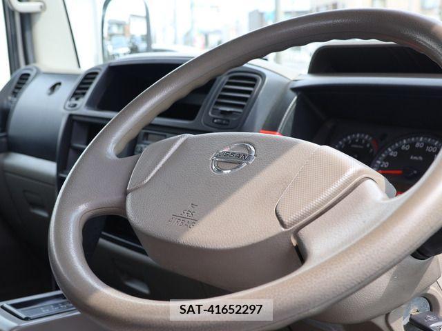 Nissan ATLAS 2008-04 260797-12