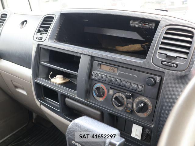 Nissan ATLAS 2008-04 260797-19