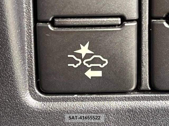 Toyota NOAH 2018-07 219962-8
