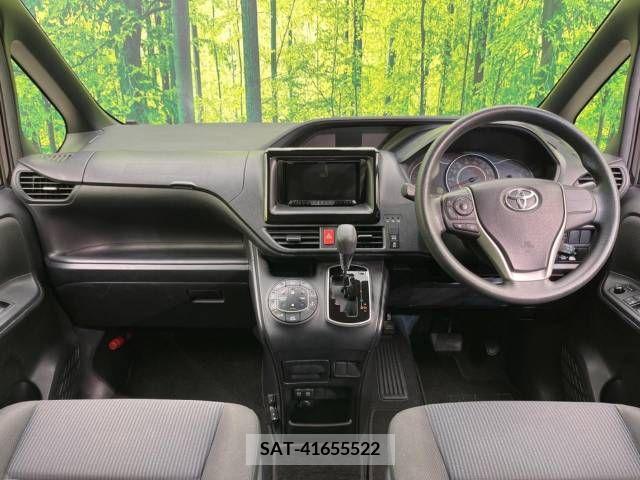 Toyota NOAH 2018-07 219962-2