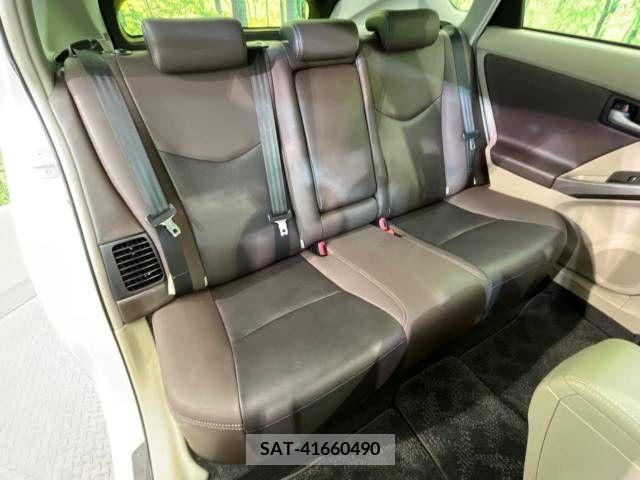 Toyota PRIUS 2013-02 223116-10