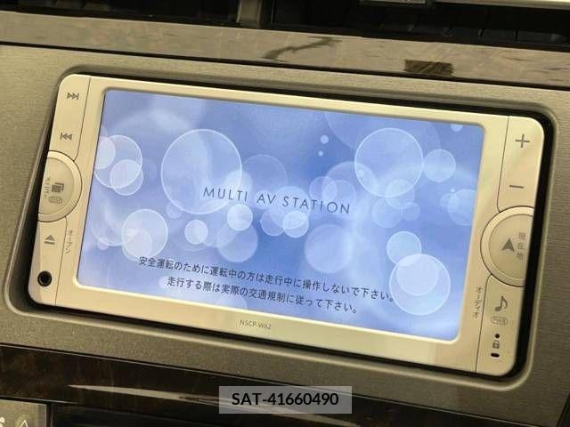 Toyota PRIUS 2013-02 223116-2