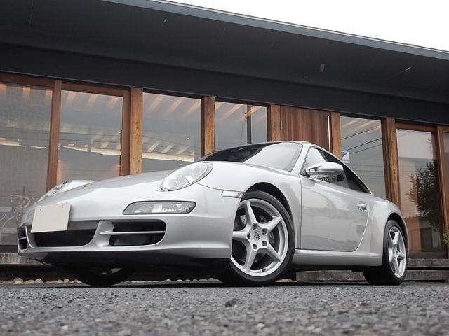 Porsche 911 2005-04 28527-26