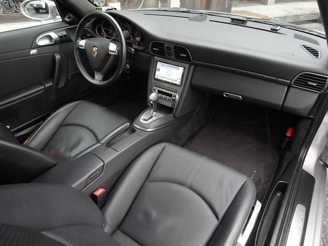 Porsche 911 2005-04 28527-2