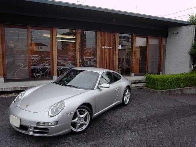 Porsche 911 2005-04 28527-27