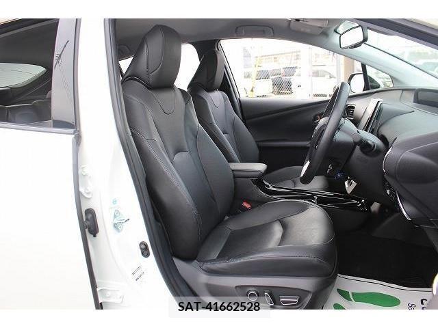 Toyota PRIUS PHV 2017-11 322586-12