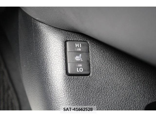 Toyota PRIUS PHV 2017-11 322586-4