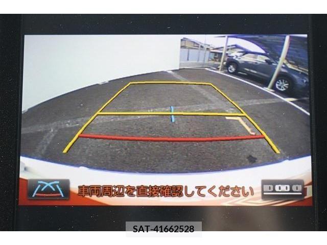Toyota PRIUS PHV 2017-11 322586-1