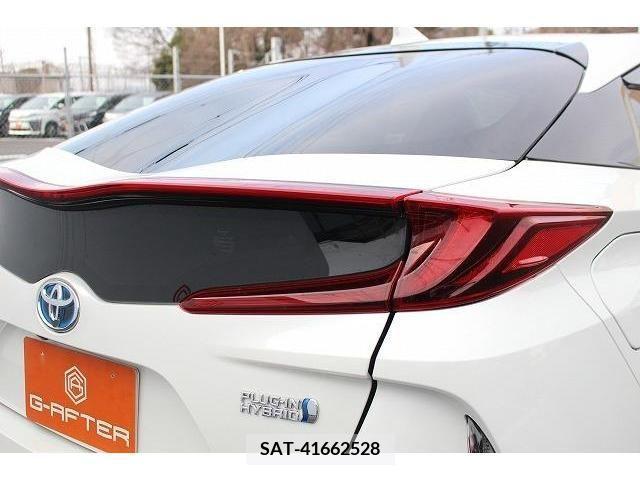 Toyota PRIUS PHV 2017-11 322586-10