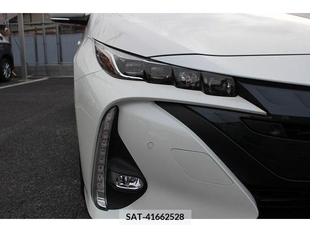 Toyota PRIUS PHV 2017-11 322586-9