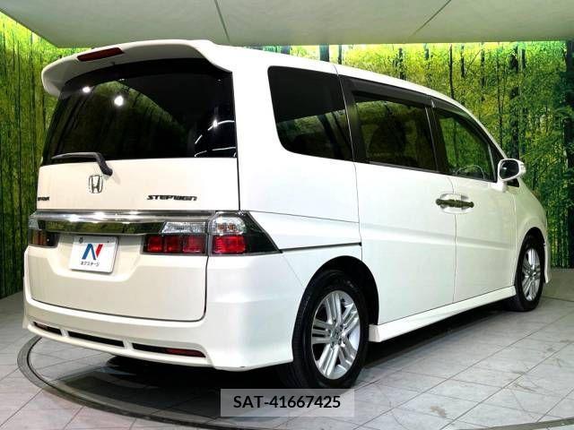 Honda e 2008-03 375711-17
