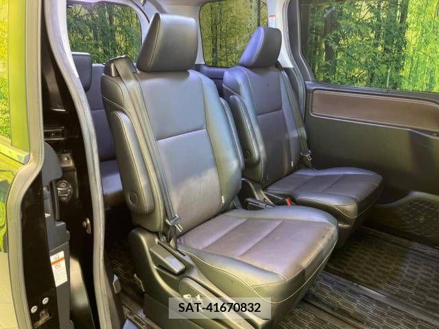 Toyota ESQUIRE 2015-06 322756-9