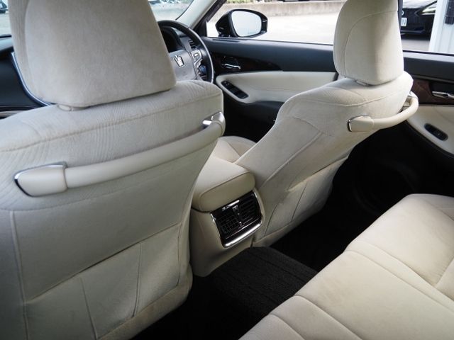 Toyota CROWN SEDAN 2017-11 194273-14