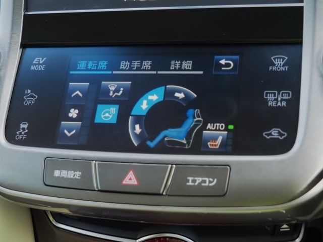 Toyota CROWN SEDAN 2017-11 194273-21