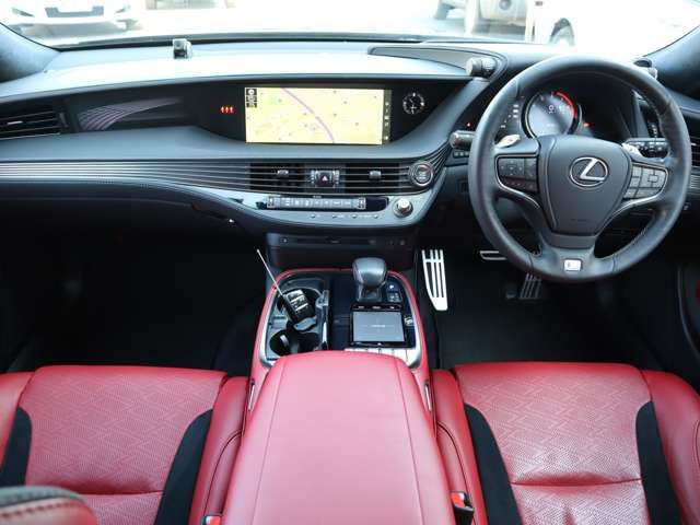Lexus LS 2018-09 190551-7