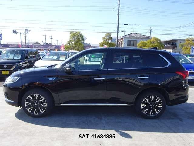Mitsubishi OUTLANDER PHEV 2015-11 216245-7