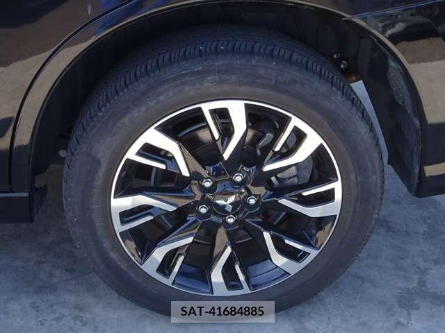 Mitsubishi OUTLANDER PHEV 2015-11 216245-15